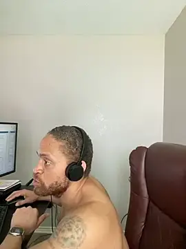 Stripchat Live Sex Cam of Fathero1time