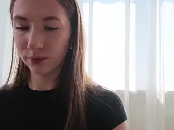 Stripchat Live Sex of Kira_mindnes