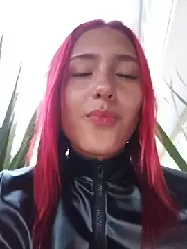Stripchat Watch Live Sex Cams of sorpresa_x
