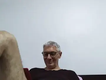 Stripchat Adult Webcams of BIGUNCUTHARDCOCK