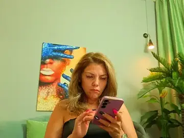Stripchat Watch Live Sex Cams of EvySmithXXX