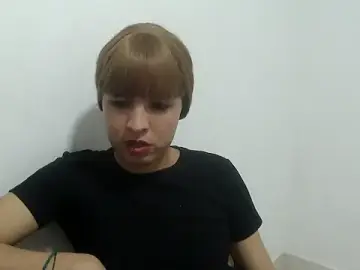 Stripchat Live Sex Cam of estefania224
