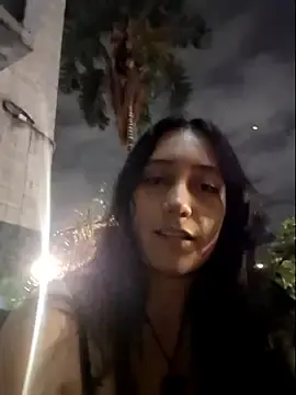 Stripchat Free Porn Cam of Eveelync25_