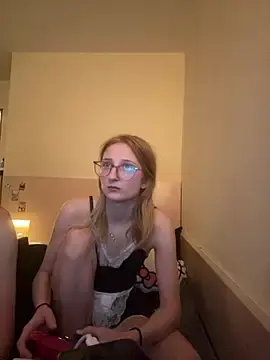Stripchat Best live sex cam show of LauraundSteve_