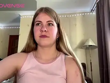 Stripchat Live Sex Cam of Amy_Maev