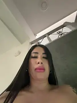 Stripchat Nude Webcam of kiim_taaylor