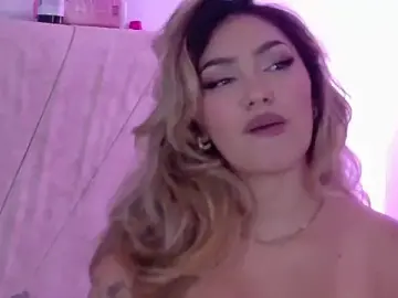 Stripchat Adult Webcam of Maddy_Beluci