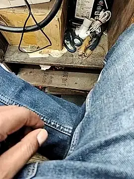 Stripchat Sex Cam of X-boy-11