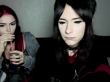 Stripchat Free Porn Cam of GraypacLive