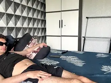 Stripchat Free Live Porn of merycouple