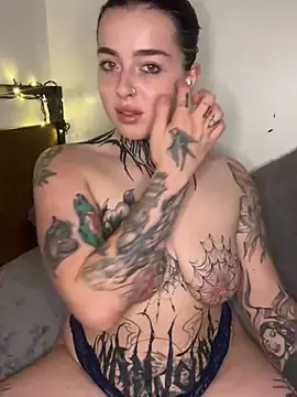 Stripchat Live Porn of lucycoxxoxo