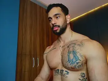 Stripchat Watch Live Sex Cams of massimo_visconti