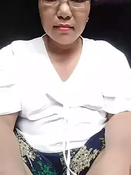 Stripchat Nude Webcam of -Titihan-