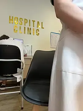Stripchat Free Live Porn of secretly_masturbating