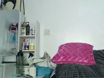 Stripchat Free Live Porn of brownbaby27