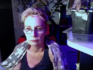 Stripchat Adult Webcam of HelgaHimmell