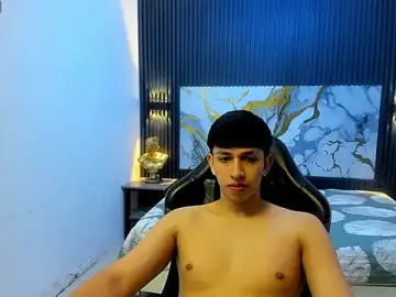 Stripchat Best Webcam of AdrianFranko