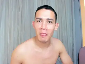 Stripchat Free Porn Cam of Litzy1_