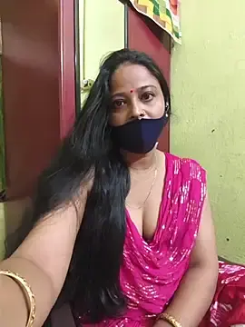 Stripchat Sex Cam of kashish_bhabhi