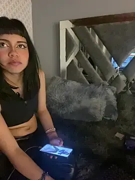 Stripchat Free Live Porn of AntonellaCooper_Pink