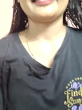Stripchat Live Sex Cam of Wild-janvi