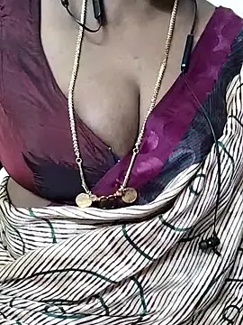 Stripchat Nude Webcam of niki076_tamil