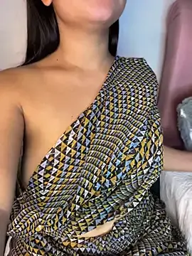 Stripchat Watch Live Sex Cams of shara_queen1