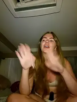 Stripchat Free Porn Cam of VanLifeVixen