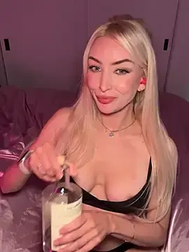 Stripchat Live Sex Cam of Verostar69