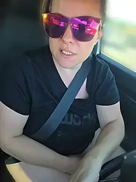 Stripchat Sex Cam of julimonroe