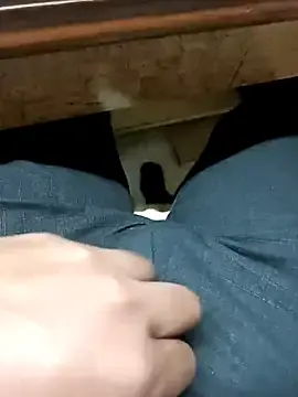 Stripchat Live Porn of rentalboy29