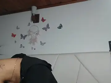 Stripchat Free Porn Cam of valentina-moree