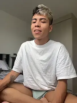 Stripchat Live Porn of MaxiWildd