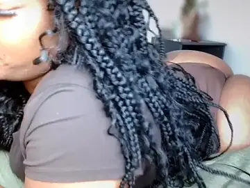 Stripchat Sex Cam of SWEET_POTION1