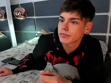 Stripchat Live Porn of Keff-andrew34