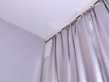 Stripchat Watch Live Sex Cams of PauleteW10