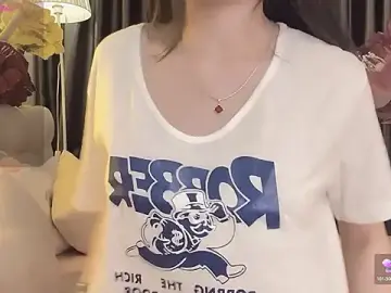 Stripchat Live Sex Cam of IvyMiss102