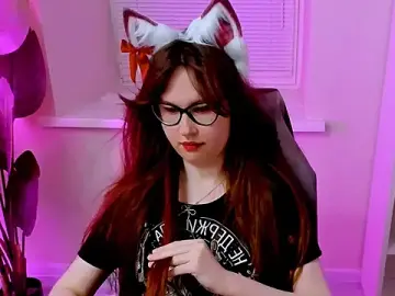 Stripchat Adult Webcam of CarolGiggly