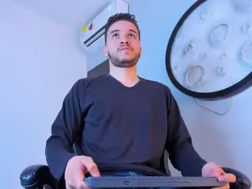 Stripchat Live Porn of mike_257