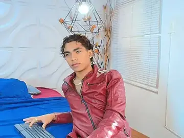 Stripchat Private Sex Chat of AlanCutee