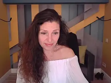 Stripchat Adult Video Chat of EllaLong