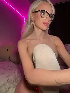 Stripchat Free Porn Cam of katyaaxo