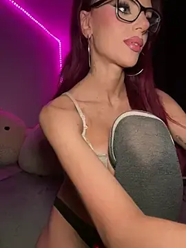 Stripchat Live Sex of katyaaxo