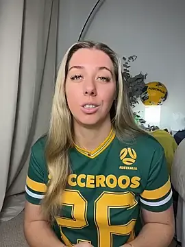 Stripchat Nude Webcam of Aussielulu