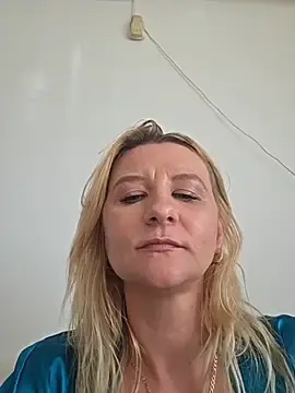 Stripchat Live Porn of KaylinJan