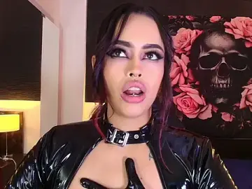 Stripchat Free Porn Cam of EvaaFoxxy1