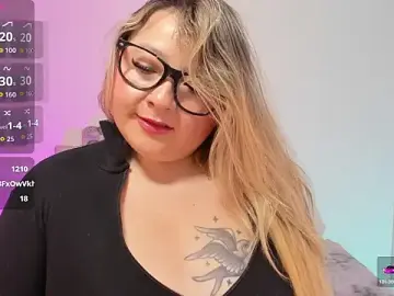 Stripchat Live Sex Cam of Kharla_Marin
