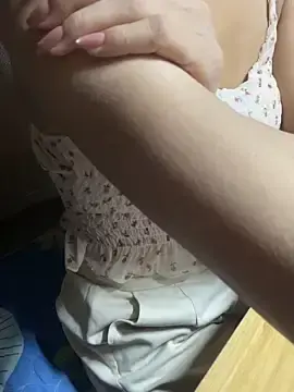 Stripchat Live Sex of Mina048