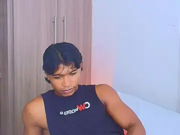 Stripchat Live Sex of cassian_gold