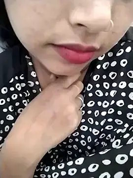 Stripchat Adult Webcams of Sexy_Divya__